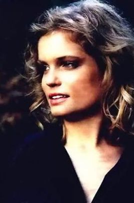 莎拉·比亚西尼