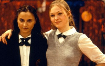 瑞恩·菲尼克斯