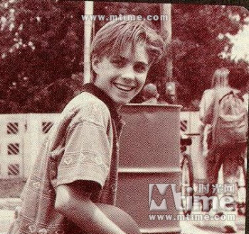 乔纳森·泰勒·托马斯