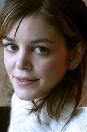 诺拉·泽荷特勒