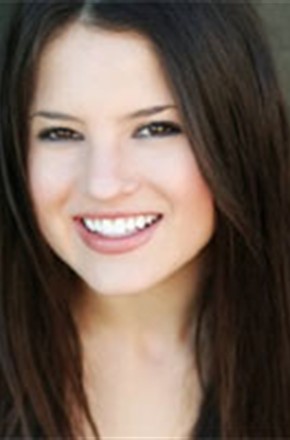 娜塔莎·斯雷顿