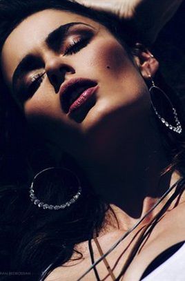 妮可·特伦菲奥