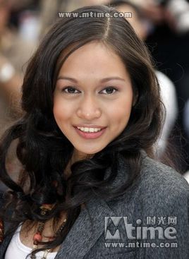 梅赛德丝·卡布莱