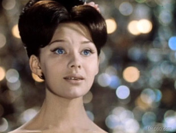 柳德米拉·萨维里耶娃