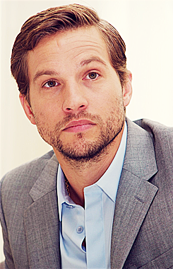 罗根·马歇尔·格林