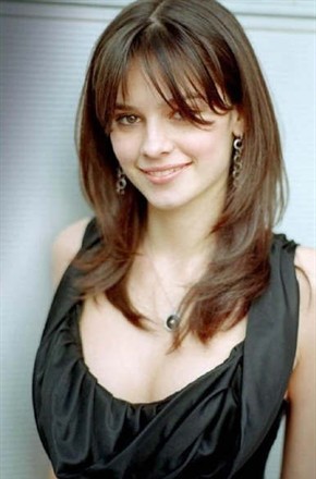 凯蒂·露易丝·桑德斯