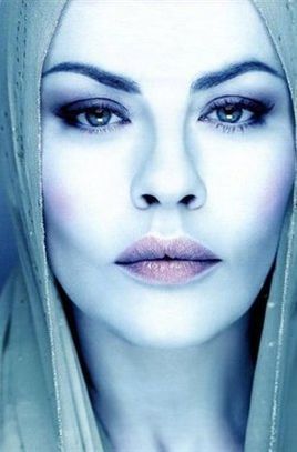 伊娃·格里茂迪