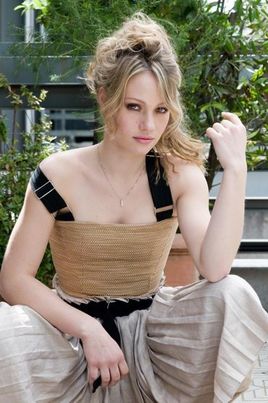 西亚拉·马斯塔丽