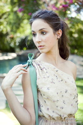 托瑞安·艾沃瑞·贝莉萨里奥