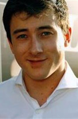 阿里克斯·弗罗斯特