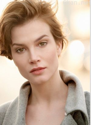 西尔维娅·侯克斯