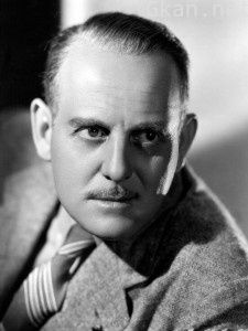 莫洛尼·奥尔森