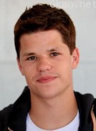 查尔斯·卡维尔