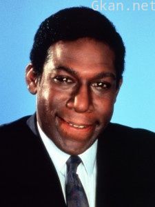 柯耐·霍利戴伊