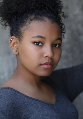 亚莉安娜·尼尔