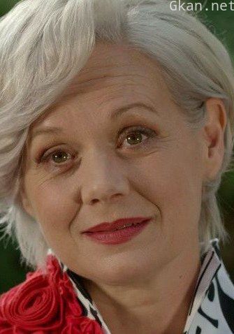 克塞妮娅·帕吉奇