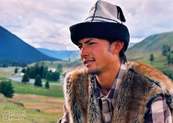 阿力木江·吐尔斯拜克