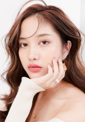 莎露彩·查金哈