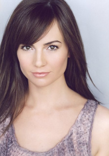 西耶娜·法拉尔