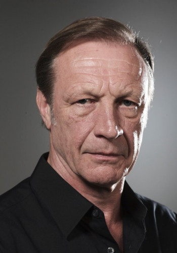 安德鲁·比克内尔