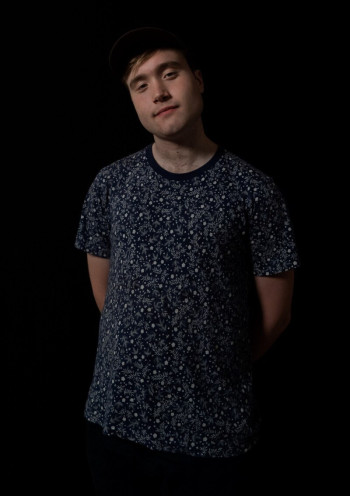 瑞恩·麦格莱德