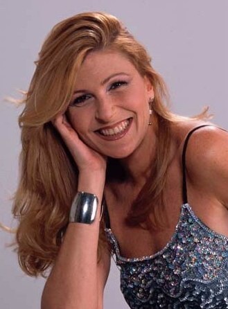 西尔维娅·安比诺