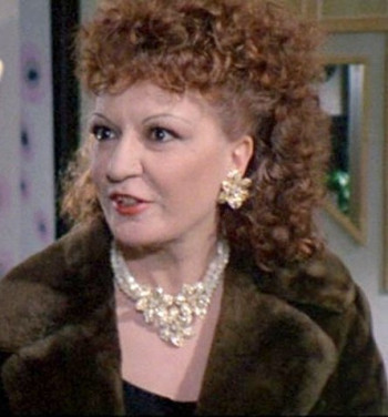 宝拉·皮耶拉齐