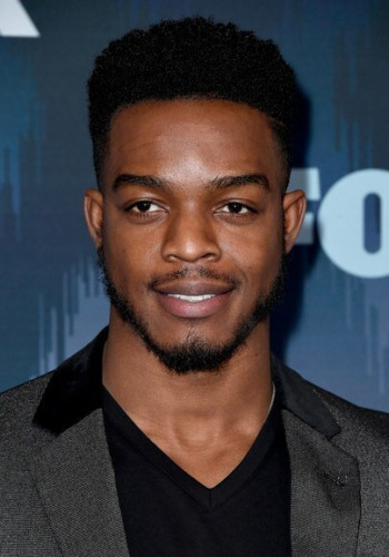 史蒂芬·詹姆士