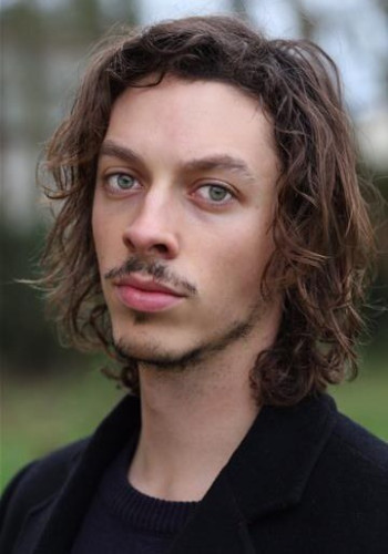 罗温·波隆斯基