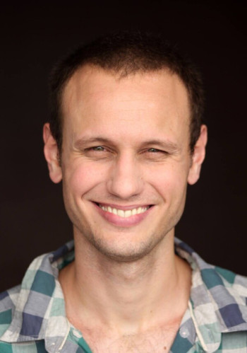 阿图罗·弗鲁托斯