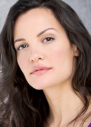 克劳迪娅·梅森