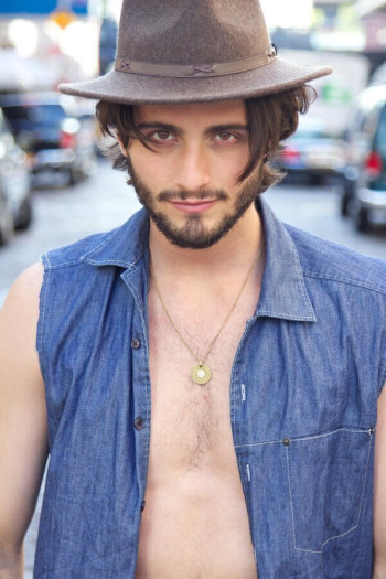 卢卡斯·萨尔瓦尼奥