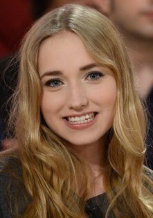 克洛伊·茹阿内