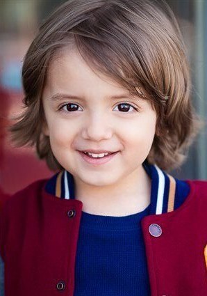 杰瑞米·马奎尔