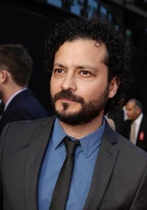 迈克尔·雷·伊斯卡米拉