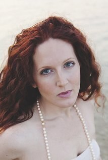 卡特里娜·E·珀金斯