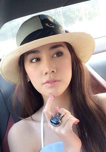 萍彤·瓦诗娜格