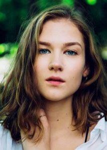 塞西莉·马丁森