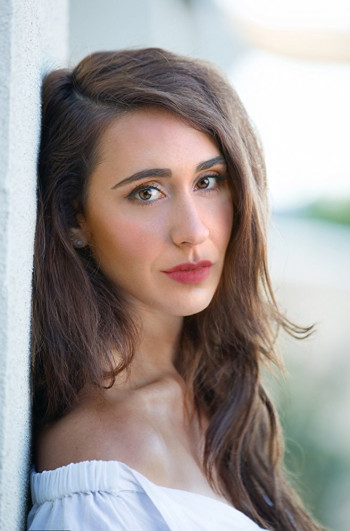 马德琳·肯尼迪