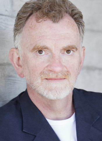 乔纳森·杰恩斯