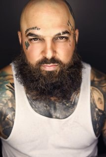 卡洛斯·阿维尔斯