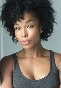 布列塔尼·S·霍尔