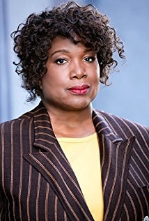 莱斯丽·瑟斯顿