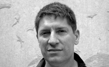 尼斯·J·弗兰戈斯