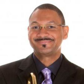 德菲亚尤·马萨利斯