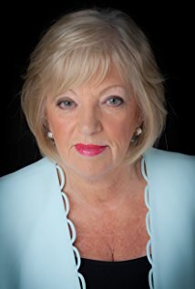 崔西娅·玛丽·亨尼西