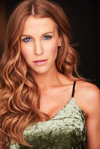 莱斯莉·斯特拉顿