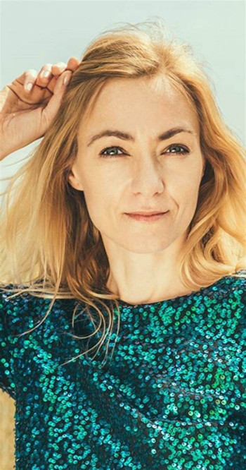 亚历克山德拉·克文