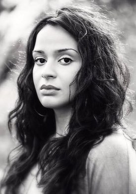 安布林·拉齐亚