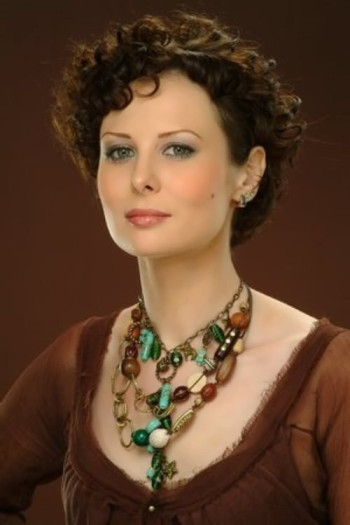 奥尔加·波戈迪纳